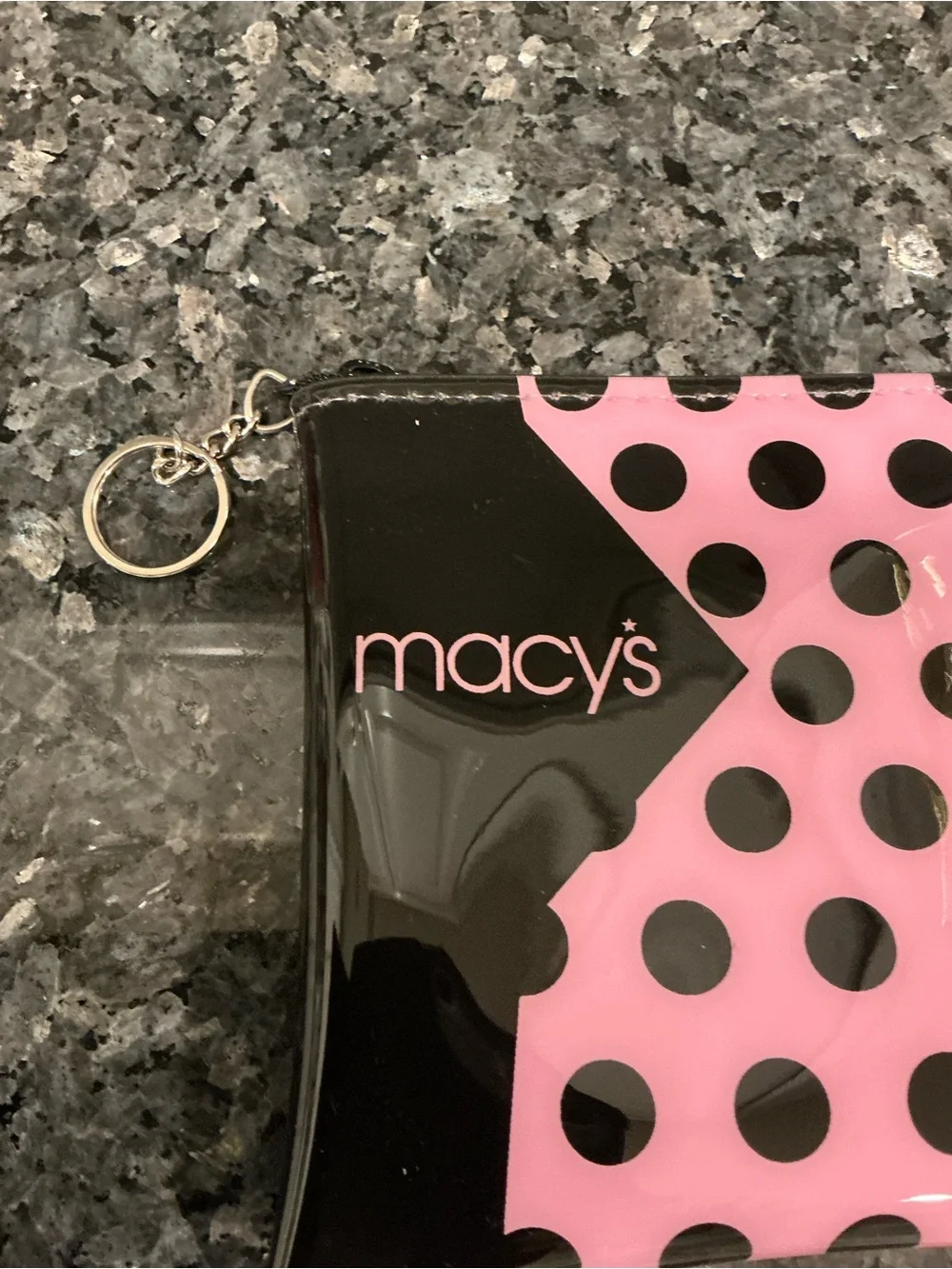 NWT MACY’S INC COLLECTION PINK & BLACK COSMETIC MAKEUP CASE BAG